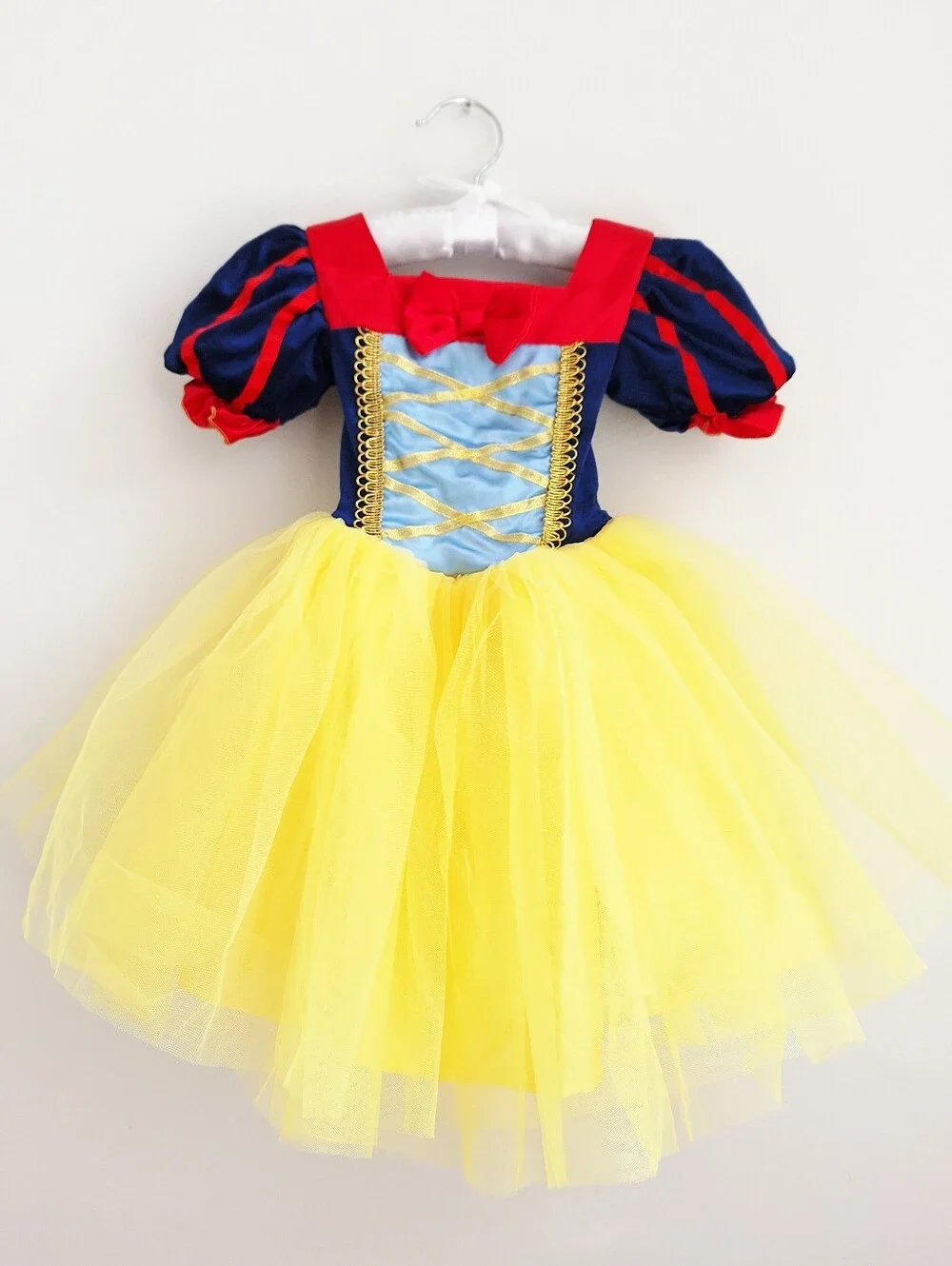What a Character! Snow White Costume Dress Toddler 3T NWOT Princess Dress